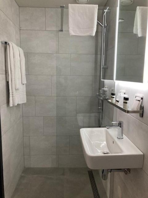 Boutique Hotel De Valk Valkenswaard Eksteriør bilde