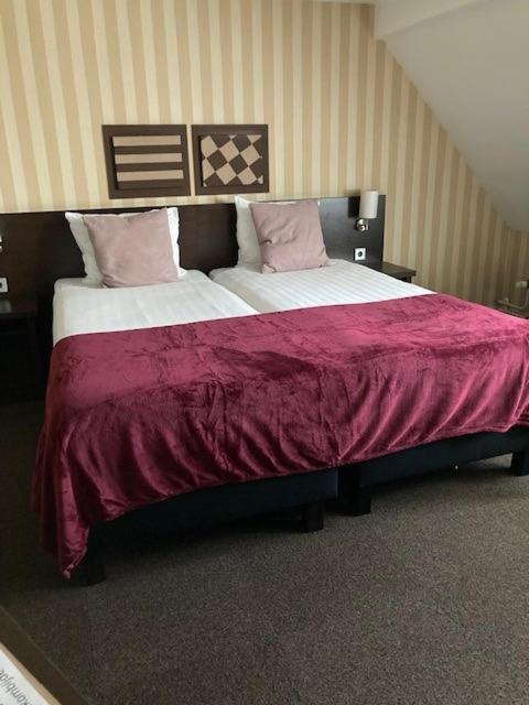 Boutique Hotel De Valk Valkenswaard Eksteriør bilde
