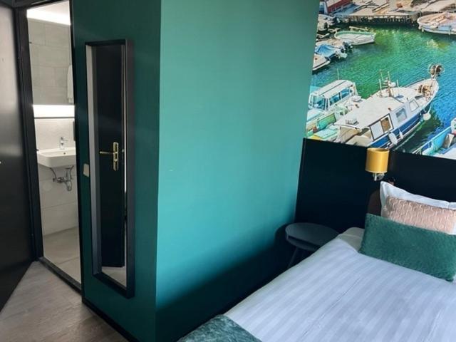 Boutique Hotel De Valk Valkenswaard Eksteriør bilde